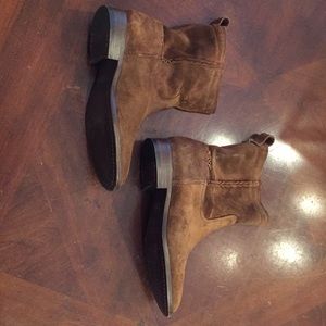 Women’s suede Frye boot